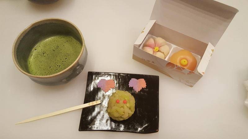 Featured image for 5 Popular Traditional Japanese Desserts to Satisfy your Sweet Tooth