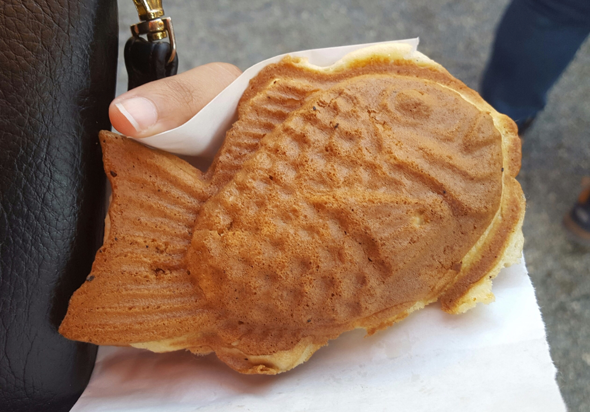Featured image for Why you should visit a Japanese temple flea market!