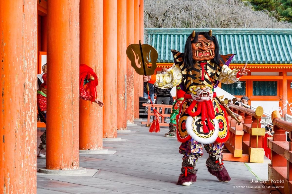 Featured image for Demons Out, Fortune In. It’s Setsubun (節分): Bean Scattering, Bad Fortunes & Demon Slaying