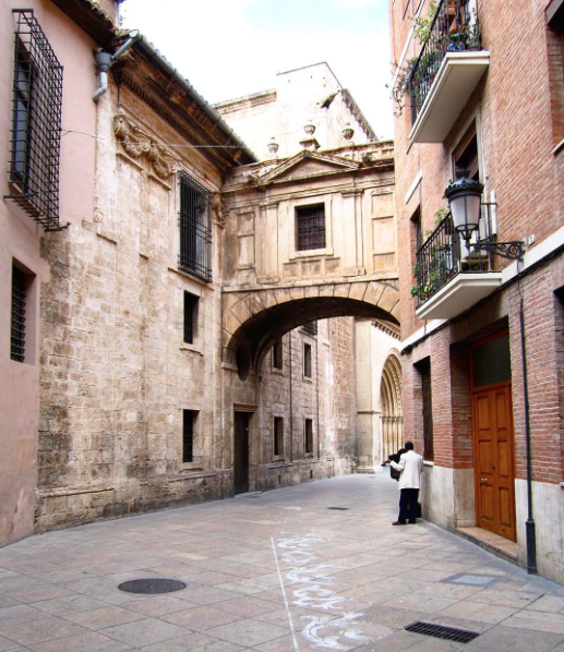 Featured image for Violin: A Love Poem to the Spanish City of Oranges