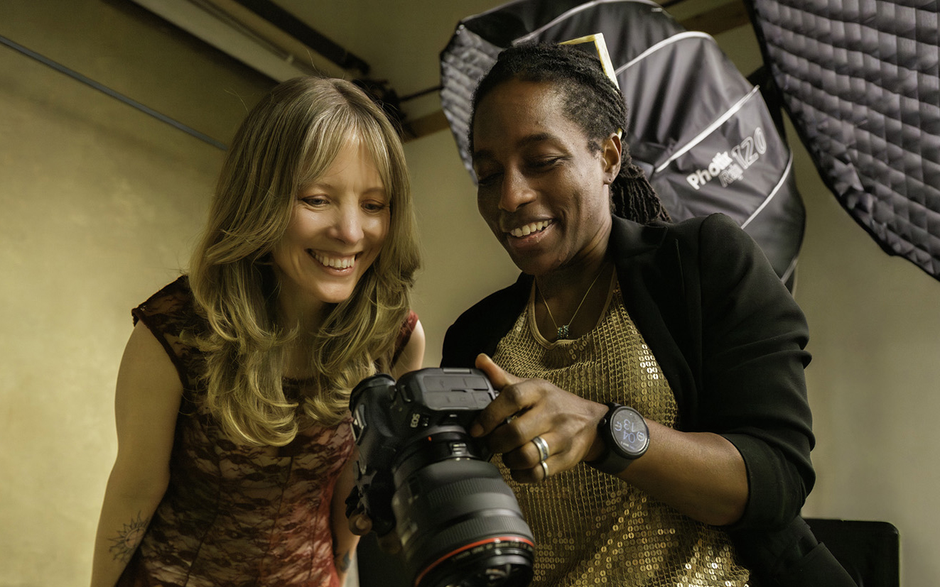 Featured image for TOPTIA Photography Redefines Portraits for the Modern Woman